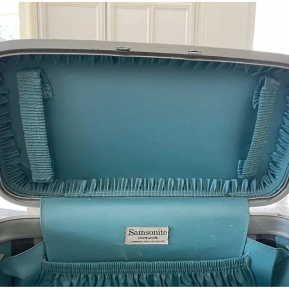 Samsonite Teal Makeup Organizer